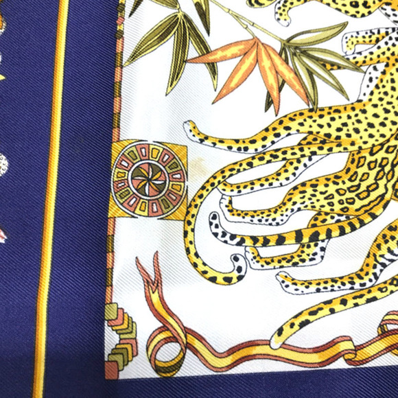 SALVATORE FERRAGAMO Silk Scarf Navy - Picture 9 of 10